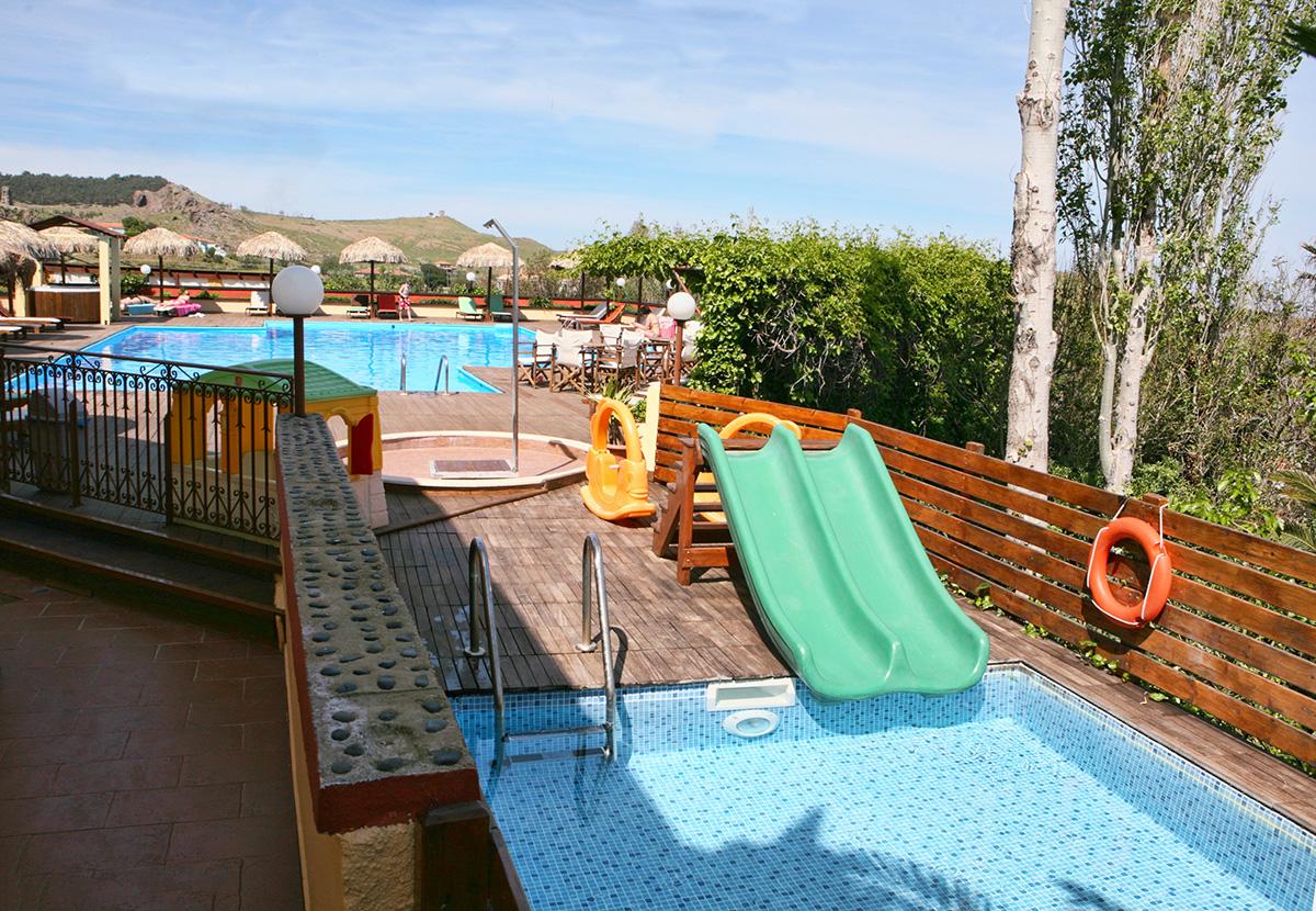 Belvedere Aeolis Hotel Mythimna Exterior photo